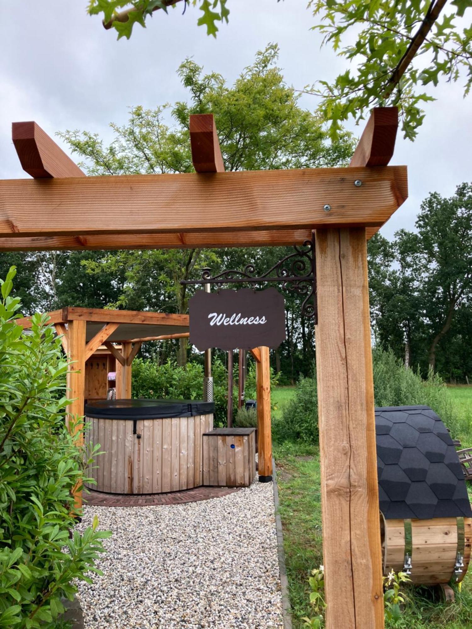 Bed & Breakfast Hoeve Happiness - Ontbijt Inbegrepen - Wellness Aanwezig 福尔特赫伊曾 外观 照片