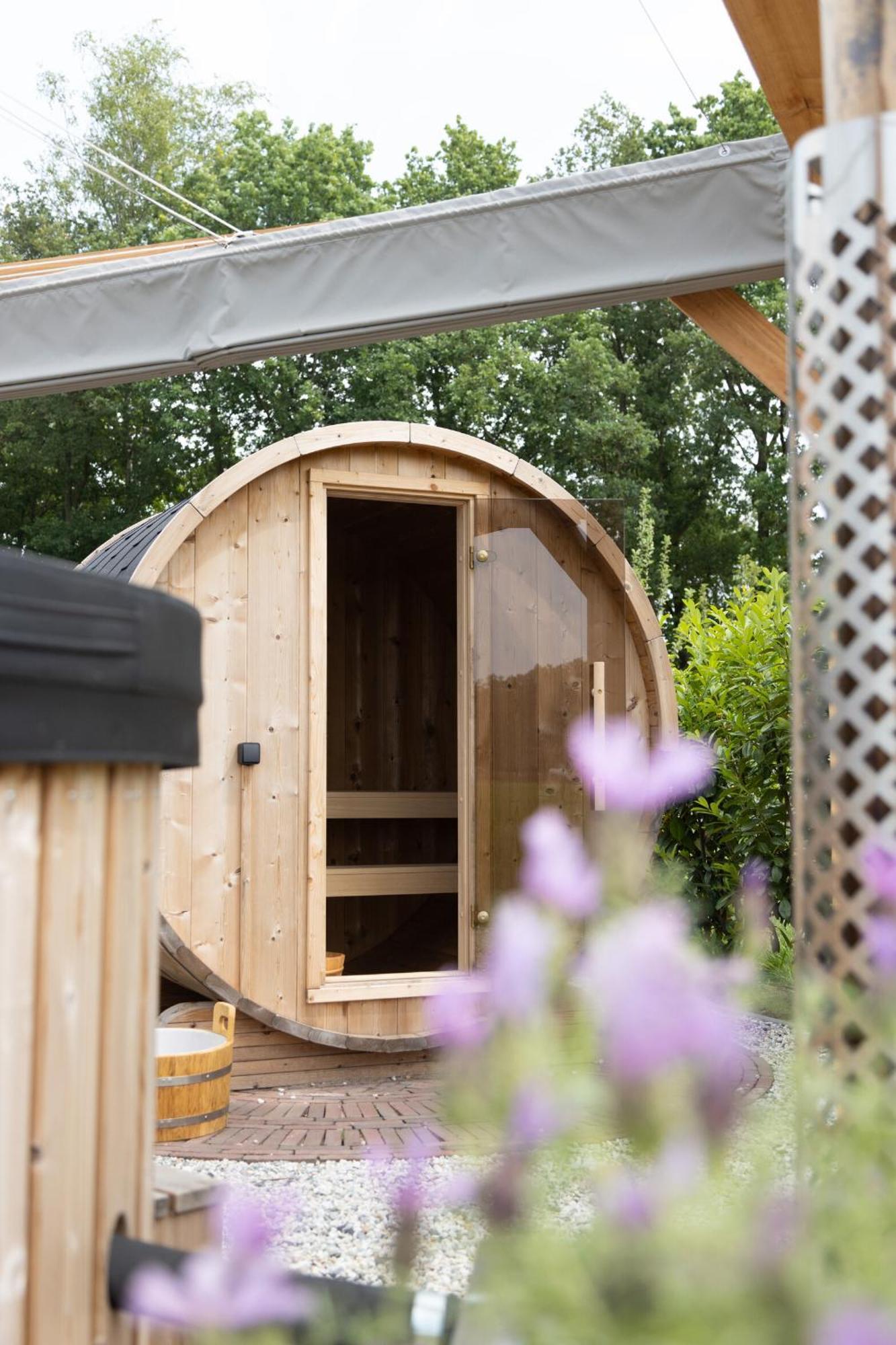 Bed & Breakfast Hoeve Happiness - Ontbijt Inbegrepen - Wellness Aanwezig 福尔特赫伊曾 外观 照片