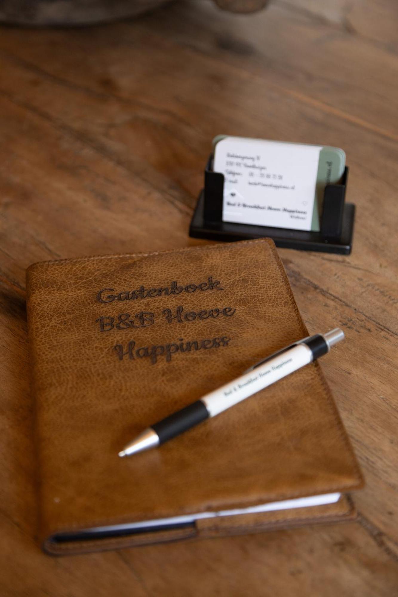 Bed & Breakfast Hoeve Happiness - Ontbijt Inbegrepen - Wellness Aanwezig 福尔特赫伊曾 外观 照片