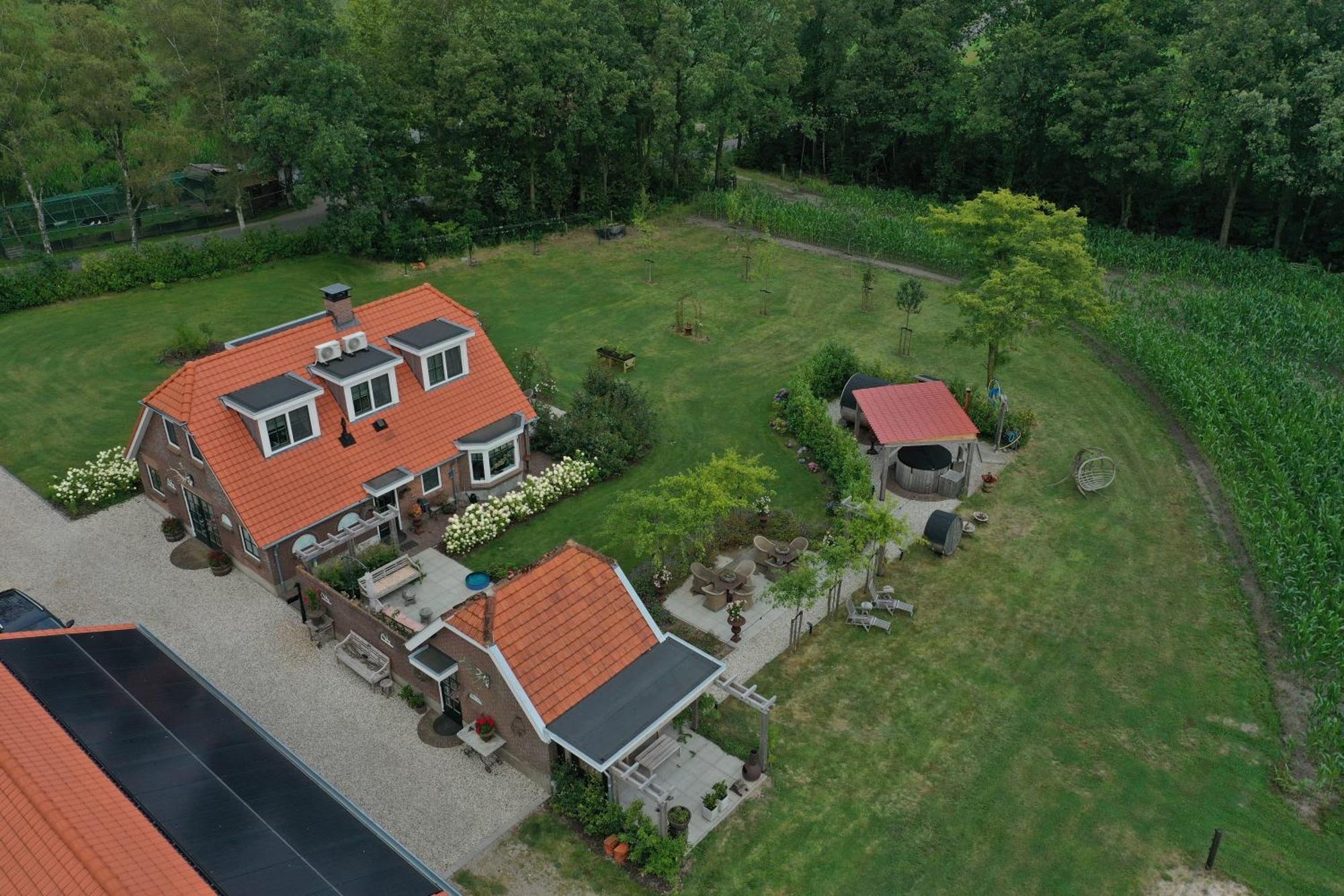 Bed & Breakfast Hoeve Happiness - Ontbijt Inbegrepen - Wellness Aanwezig 福尔特赫伊曾 外观 照片