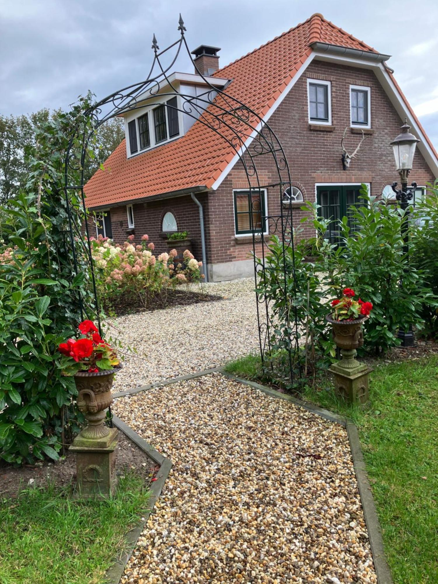 Bed & Breakfast Hoeve Happiness - Ontbijt Inbegrepen - Wellness Aanwezig 福尔特赫伊曾 外观 照片