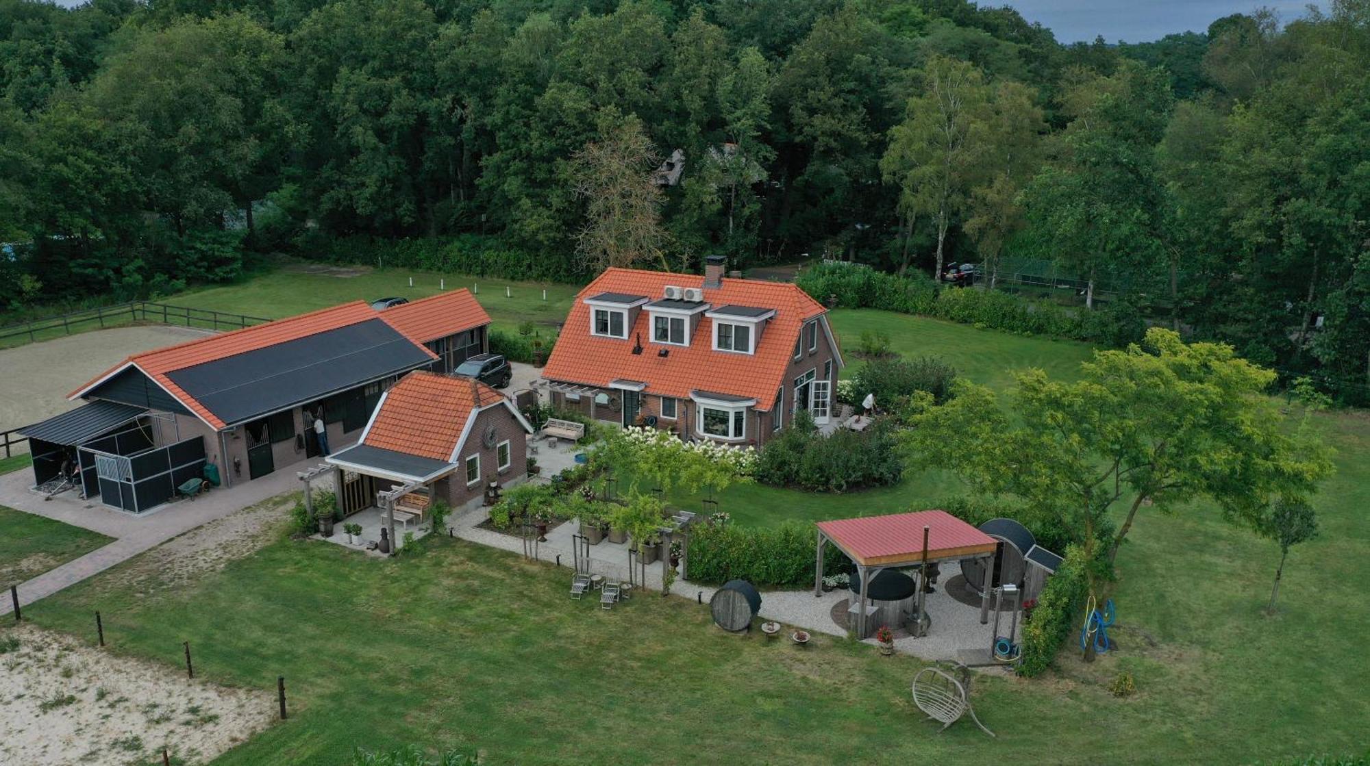 Bed & Breakfast Hoeve Happiness - Ontbijt Inbegrepen - Wellness Aanwezig 福尔特赫伊曾 外观 照片